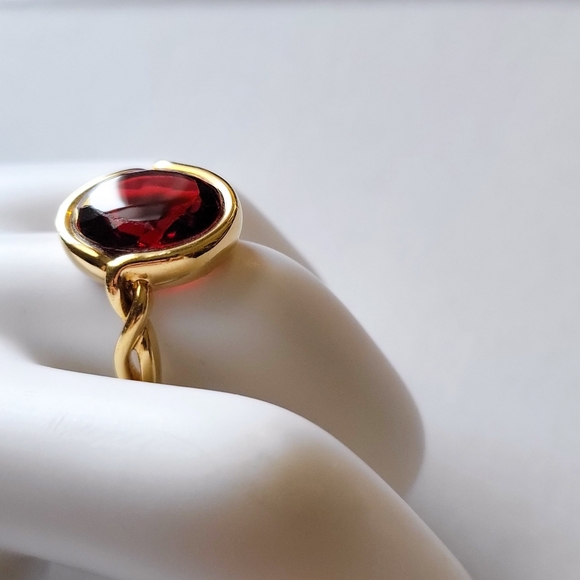 Baccarat 18k Croisé Ring • Yellow Gold Vermeil • Ruby Red Crystal • 8 - Picture 4 of 4